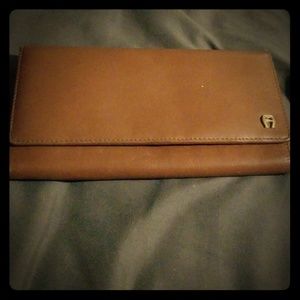 Etienne Aigner brown leather wallet